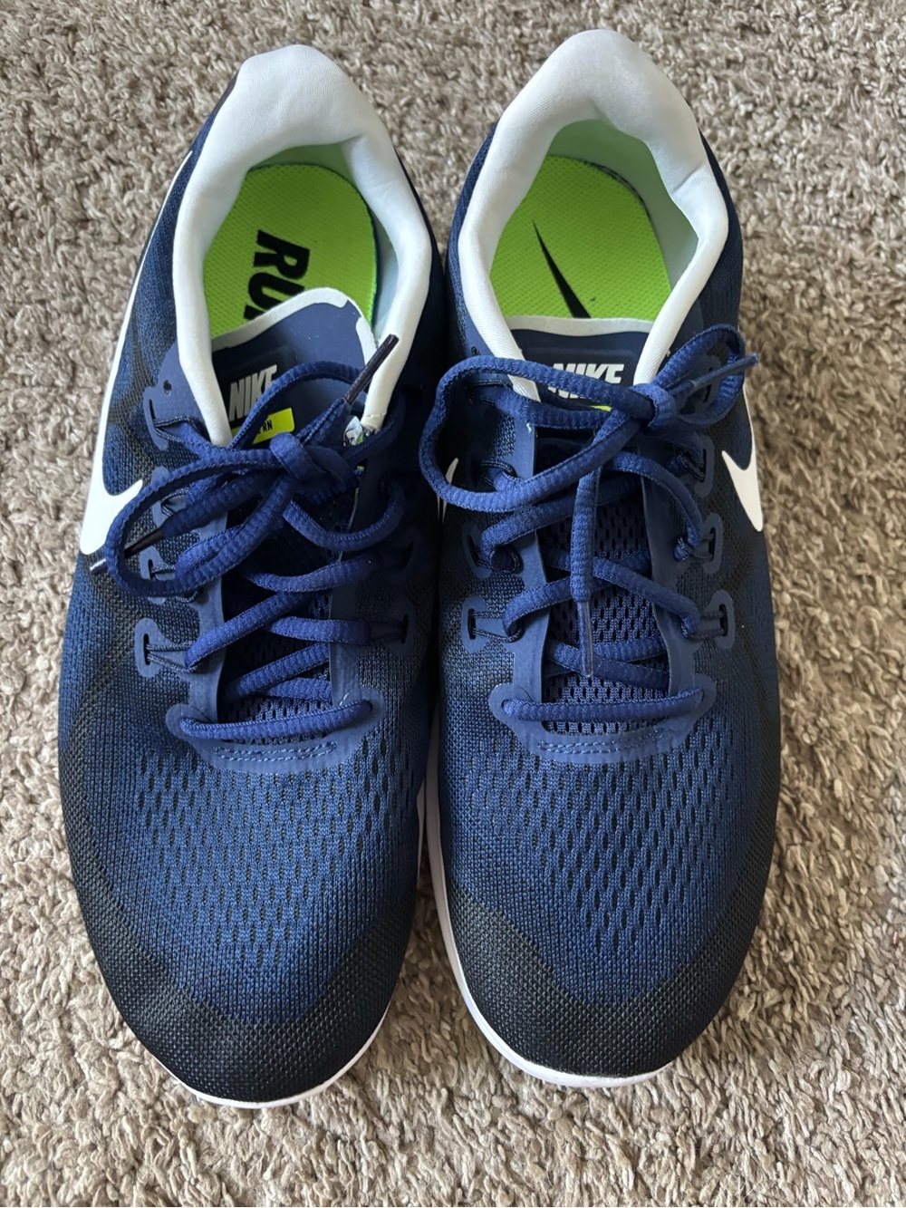 Nike Free Run Athletic Running Shoes - Navy/White with Neon Green Insole